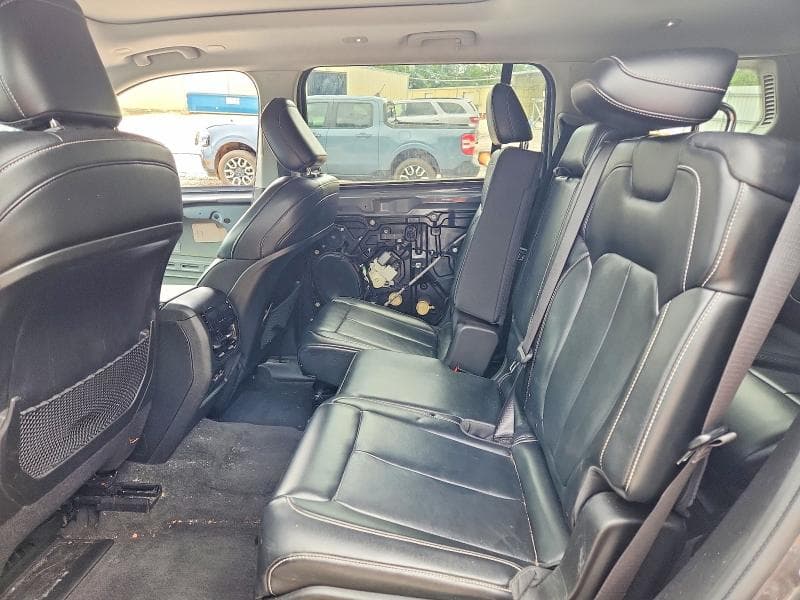 2021 JEEP GRAND CHEROKEE L LIMITED 11