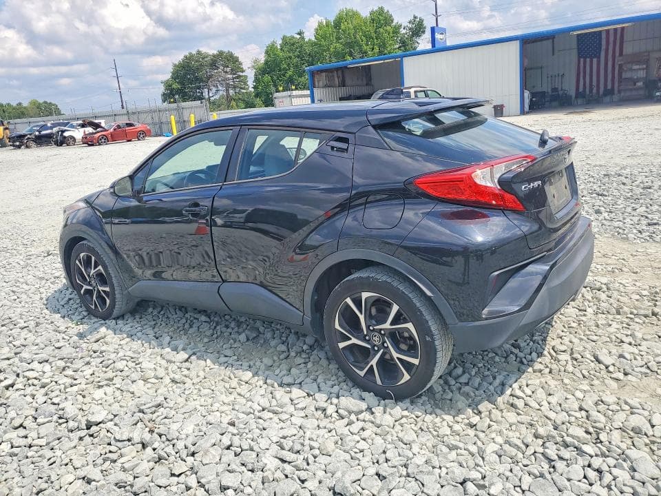 2019 TOYOTA C-HR XLE XLE 2