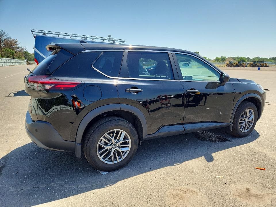 2023 NISSAN ROGUE S 3