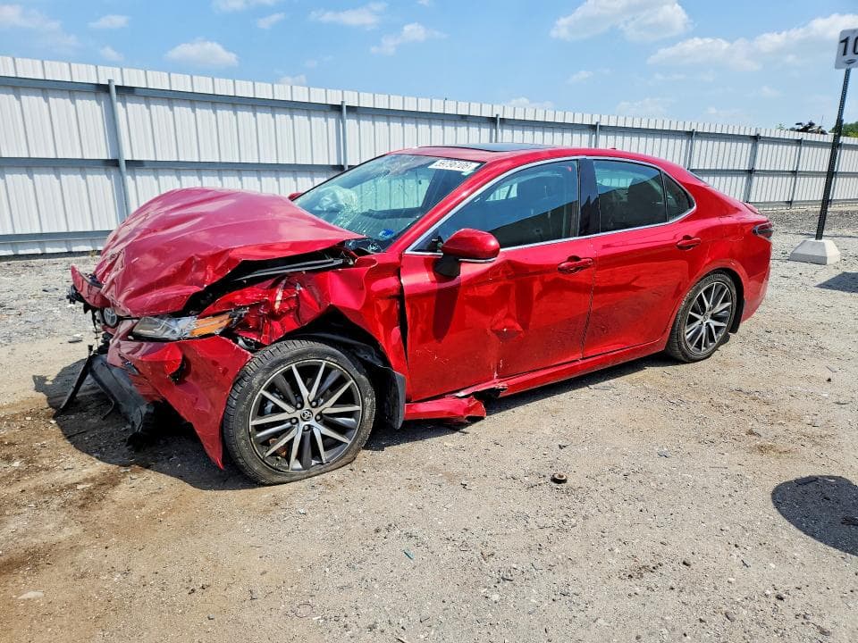 2024 TOYOTA CAMRY XLE - 1