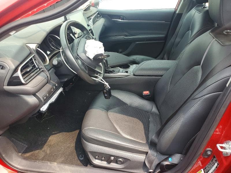 2024 TOYOTA CAMRY XLE 7