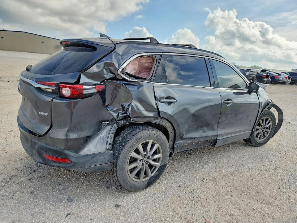2018 MAZDA CX-9 TOURING 3