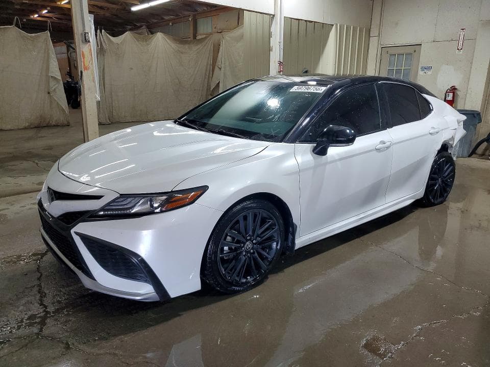 2022 TOYOTA CAMRY XSE - 1