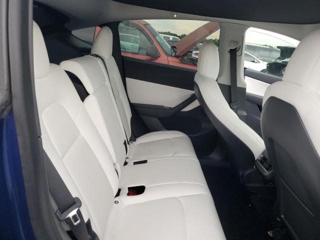 2021 TESLA MODEL Y 10