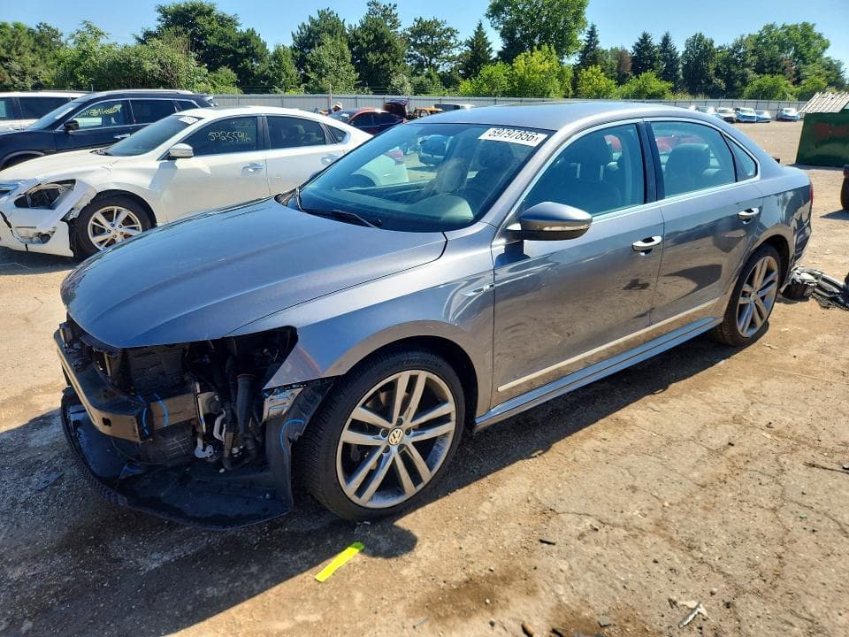 2017 VOLKSWAGEN PASSAT R-LINE R-LINE - 1
