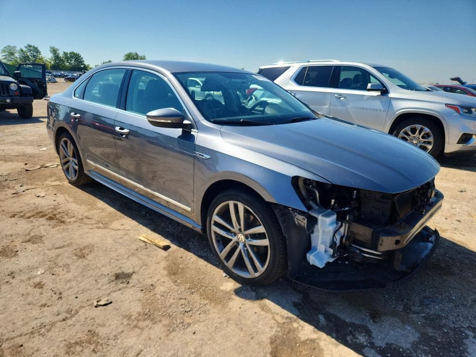 2017 VOLKSWAGEN PASSAT R-LINE R-LINE 4