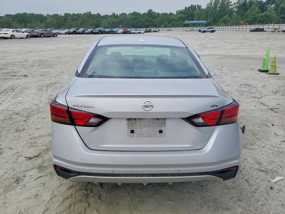 2022 NISSAN ALTIMA SV 6