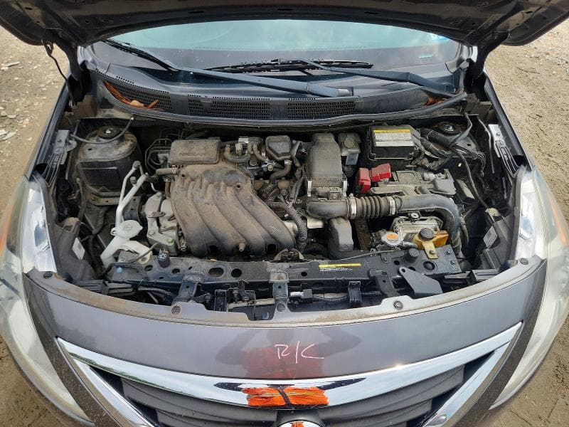 2018 NISSAN VERSA SV 11