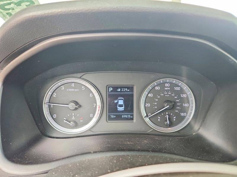 2018 HYUNDAI SONATA SE 9