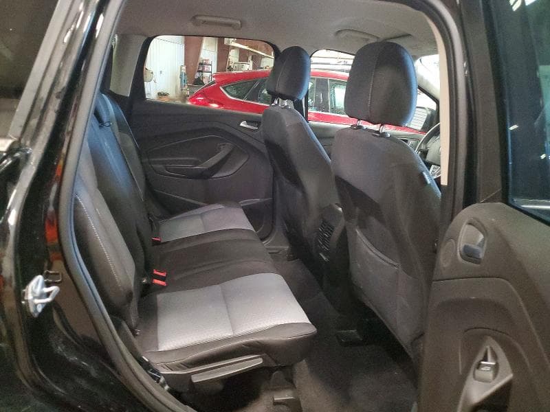 2017 FORD ESCAPE SE 11