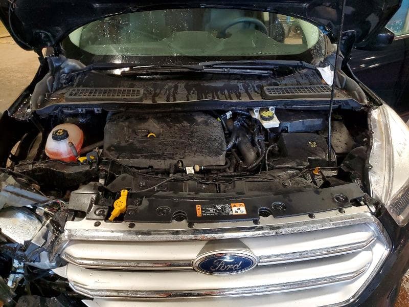 2017 FORD ESCAPE SE 12