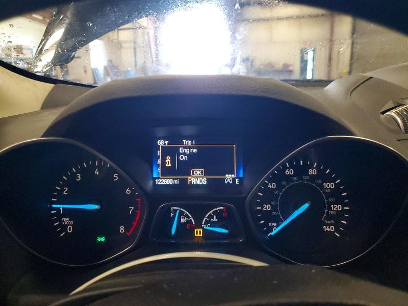 2017 FORD ESCAPE SE 9