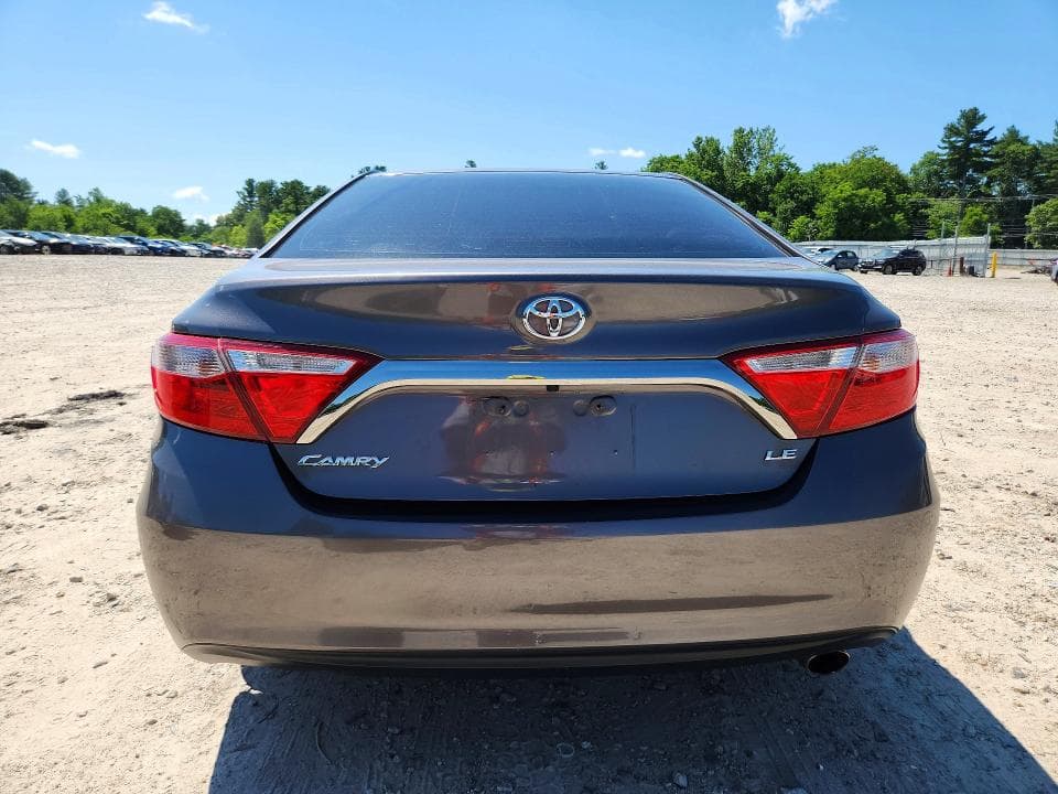 2017 TOYOTA CAMRY SE SE 6
