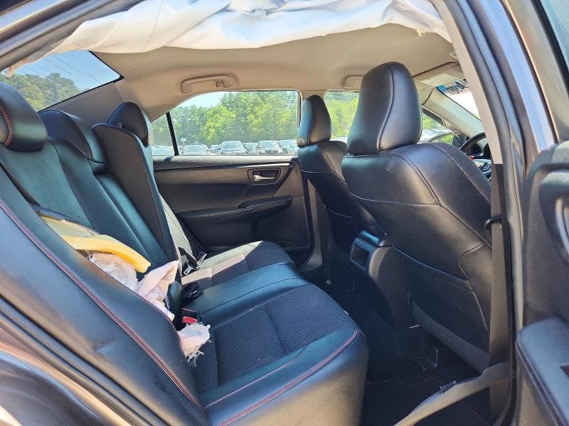 2017 TOYOTA CAMRY SE SE 10
