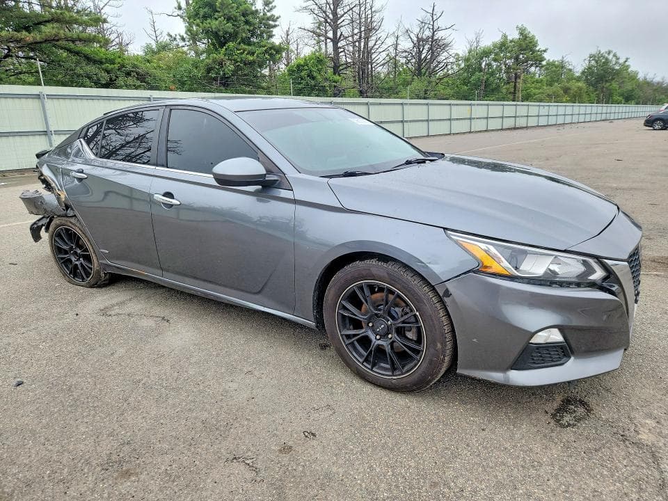 2019 NISSAN ALTIMA S 4