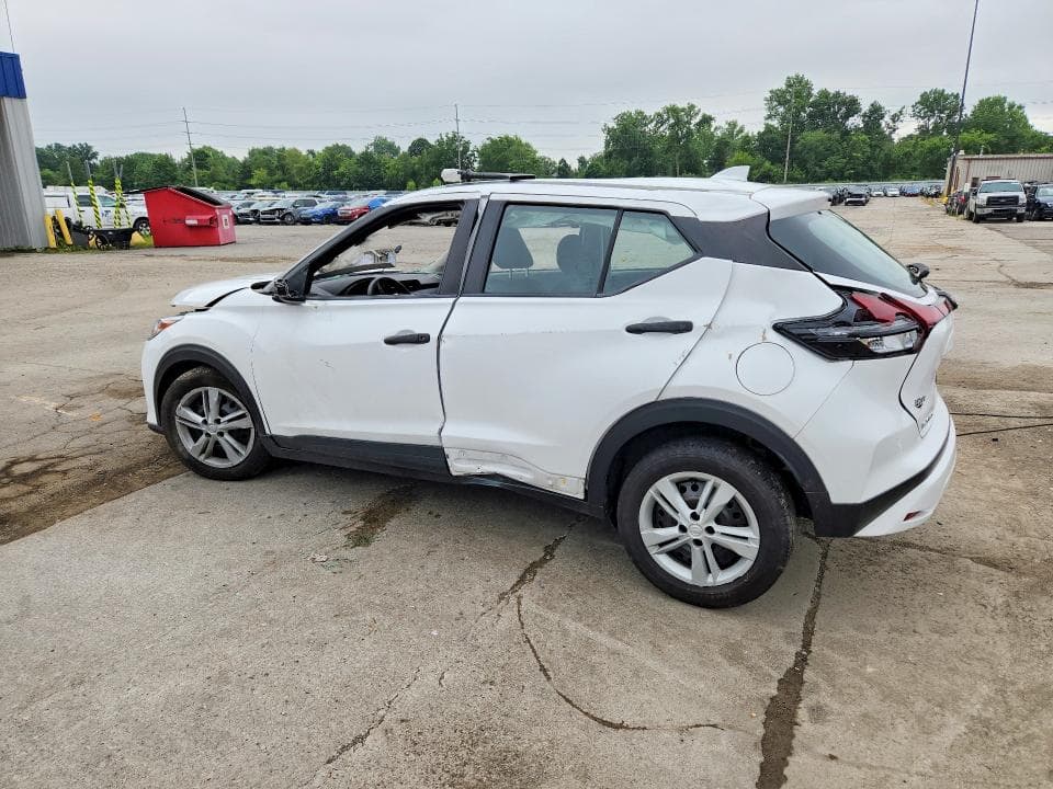 2023 NISSAN KICKS S 2
