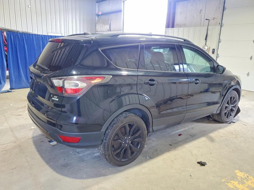 2017 FORD ESCAPE SE SE 3