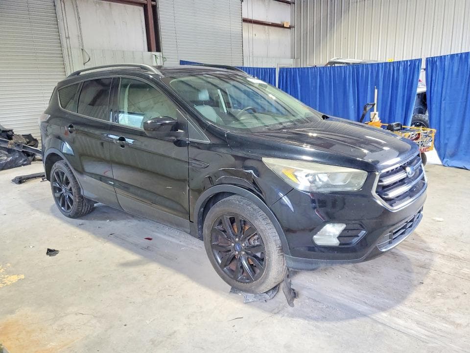 2017 FORD ESCAPE SE SE 4