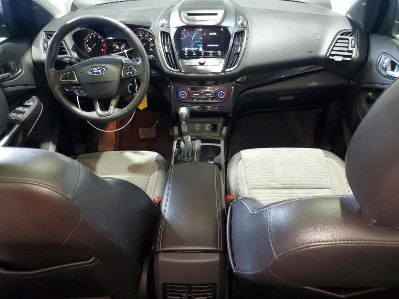 2017 FORD ESCAPE SE SE 8