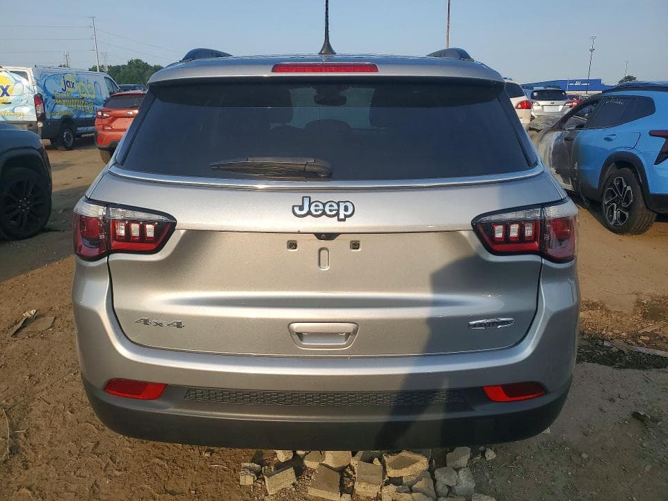 2022 JEEP COMPASS LATITUDE 6