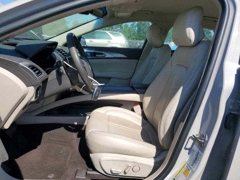 2019 LINCOLN MKZ 7
