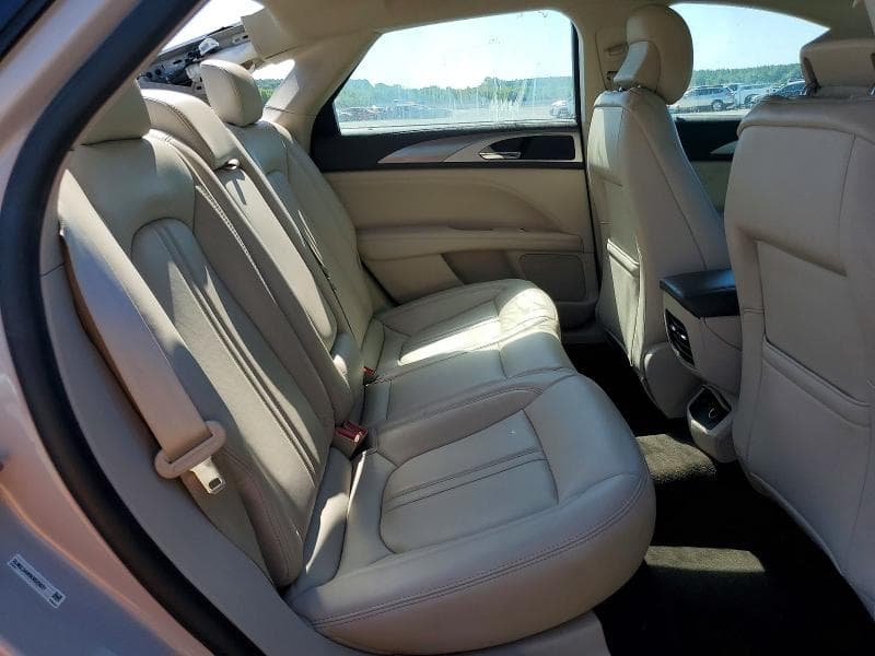 2019 LINCOLN MKZ 10