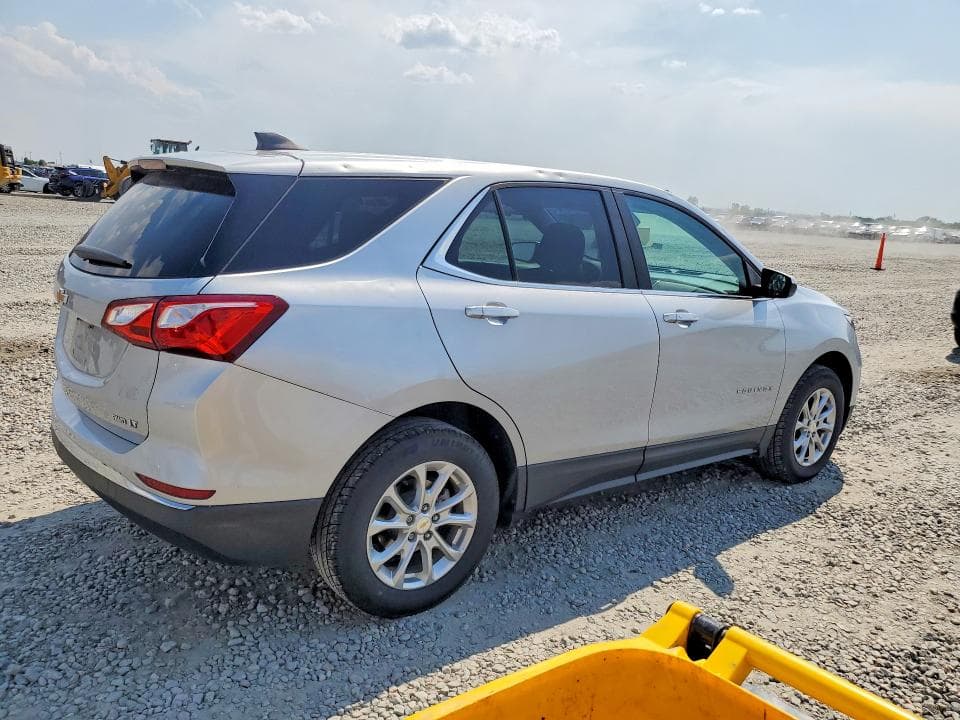 2021 CHEVROLET EQUINOX LT 3