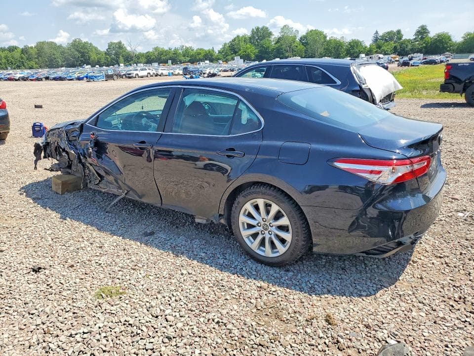 2018 TOYOTA CAMRY LE LE 2