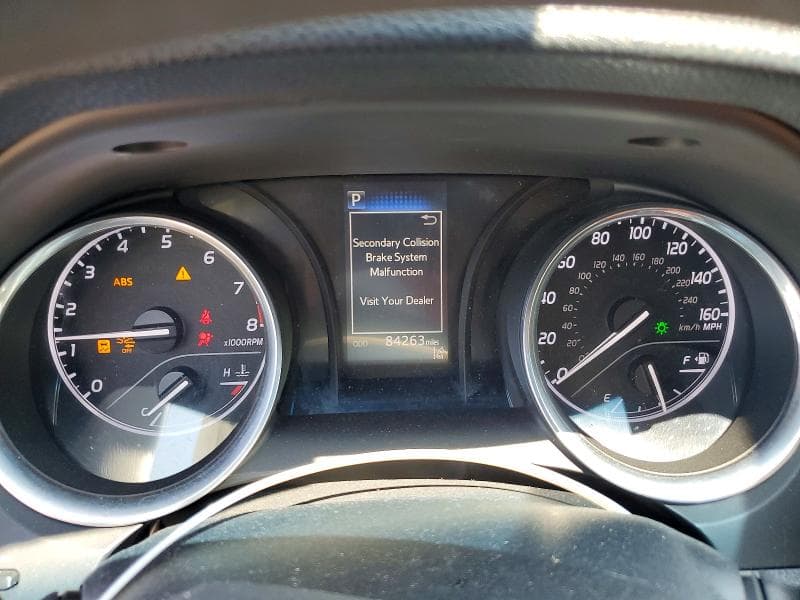 2018 TOYOTA CAMRY LE LE 9