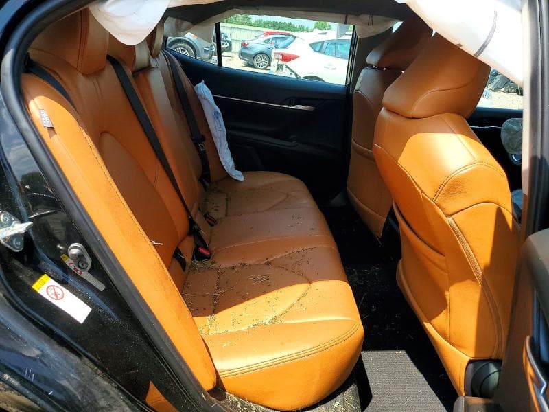 2018 TOYOTA CAMRY LE LE 10