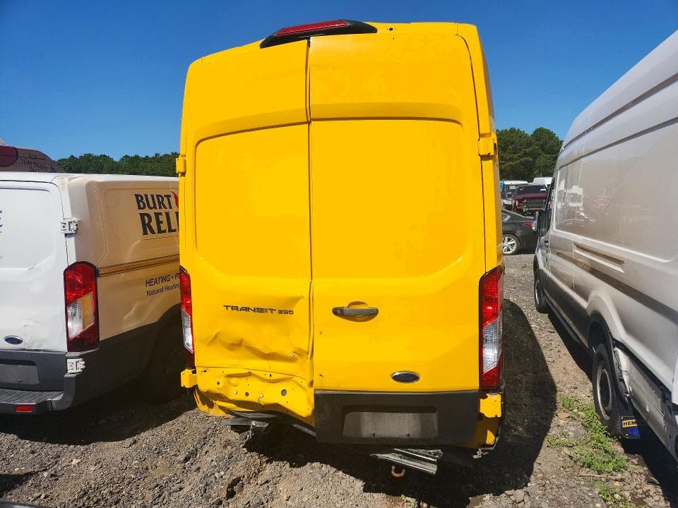 2021 FORD TRANSIT T-250 6