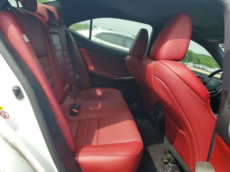 2018 LEXUS IS 300 10