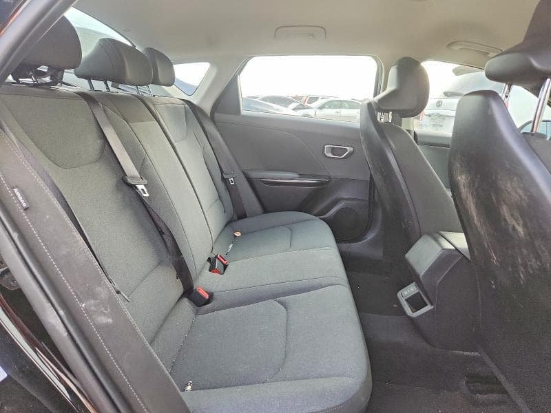 2025 KIA K4 LXS 10