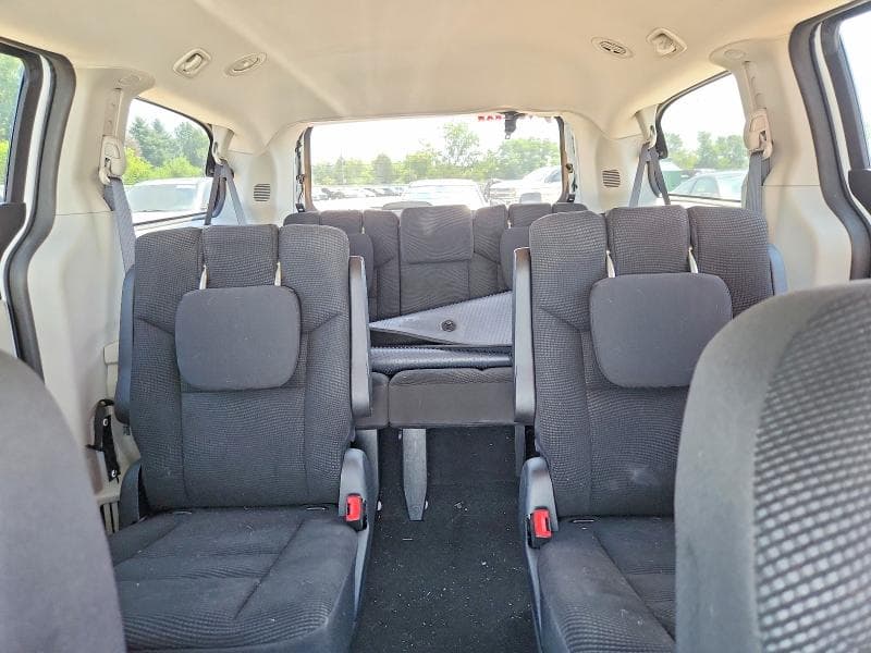2020 DODGE GRAND CARAVAN SE SE 10