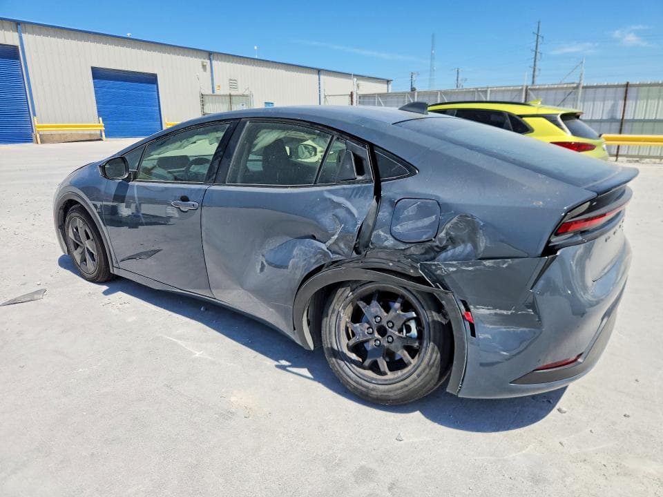 2023 TOYOTA PRIUS 2