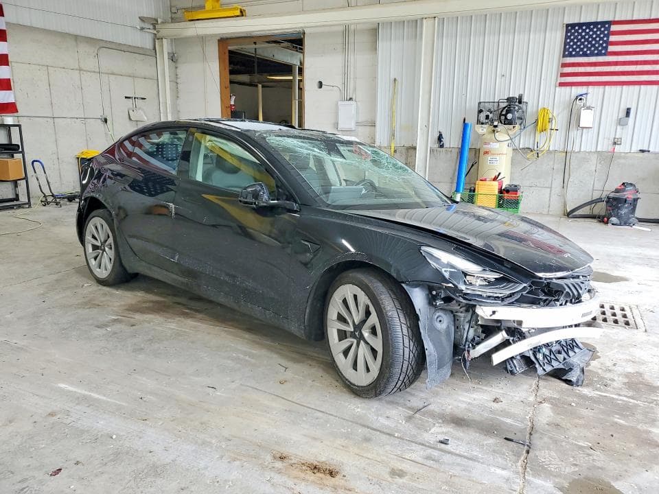 2023 TESLA MODEL 3 4
