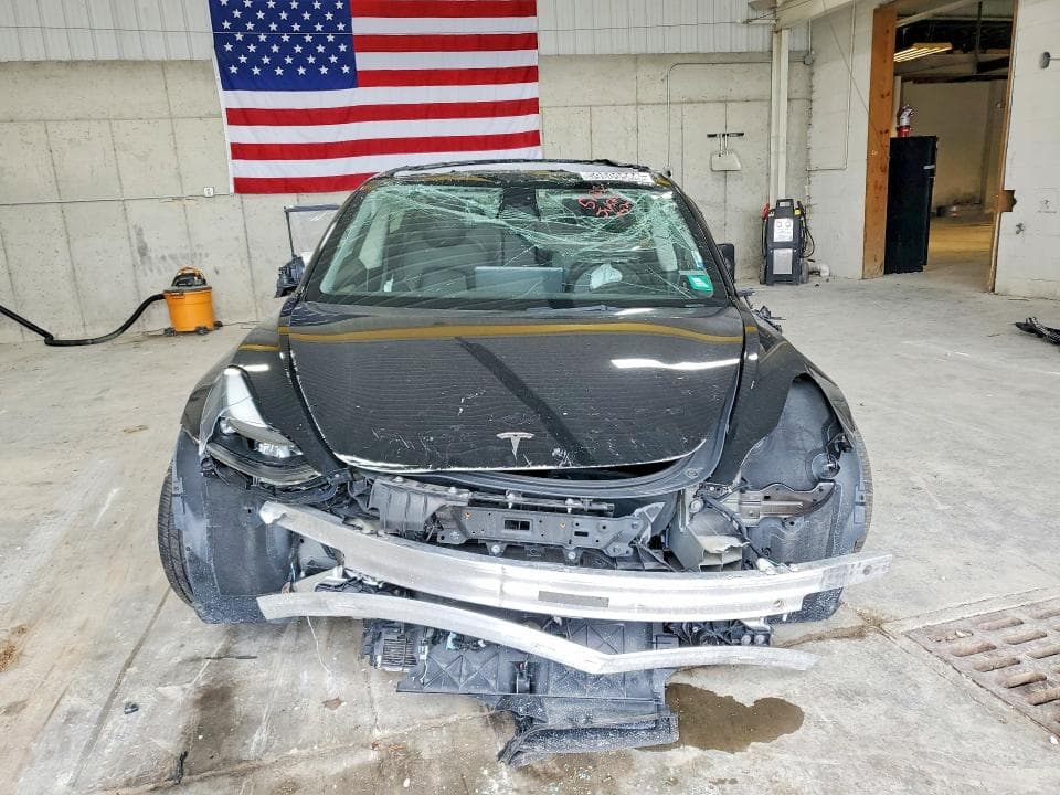 2023 TESLA MODEL 3 5