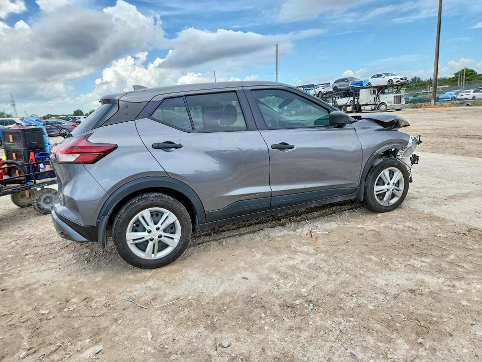 2025 NISSAN KICKS PLAY S S 3
