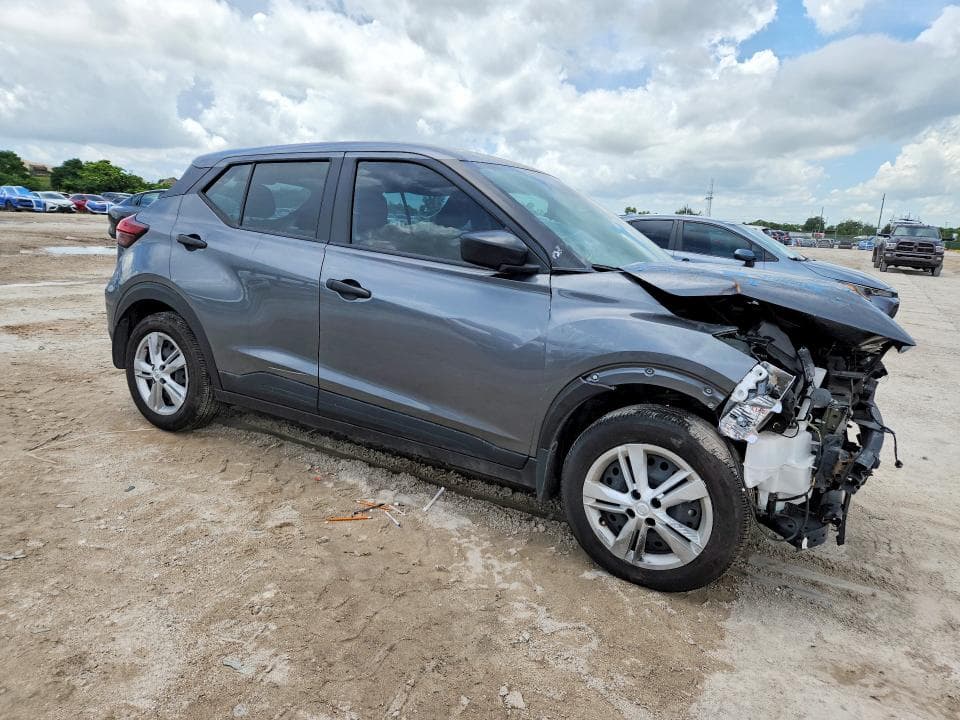 2025 NISSAN KICKS PLAY S S 4