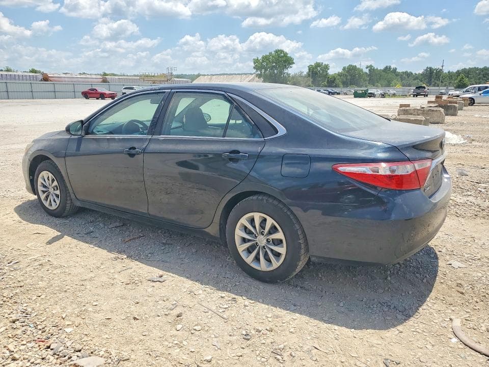 2017 TOYOTA CAMRY LE 2