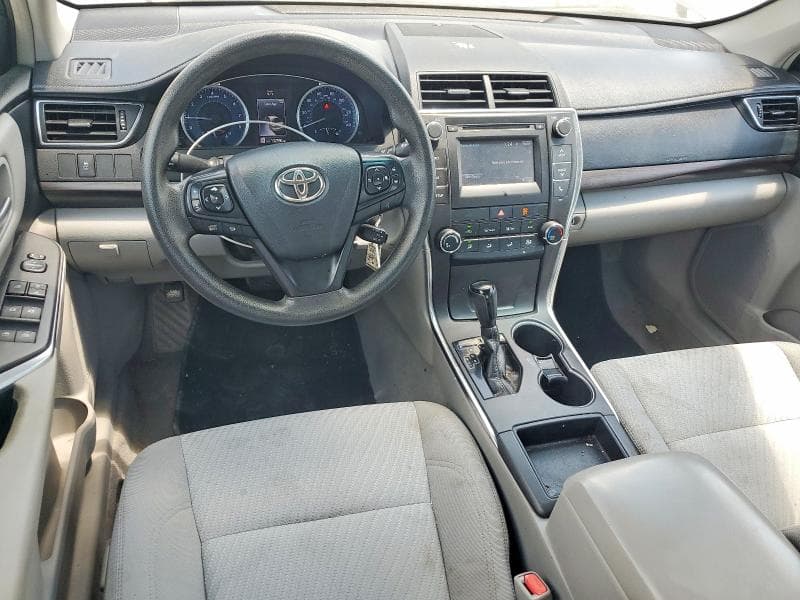 2017 TOYOTA CAMRY LE 8