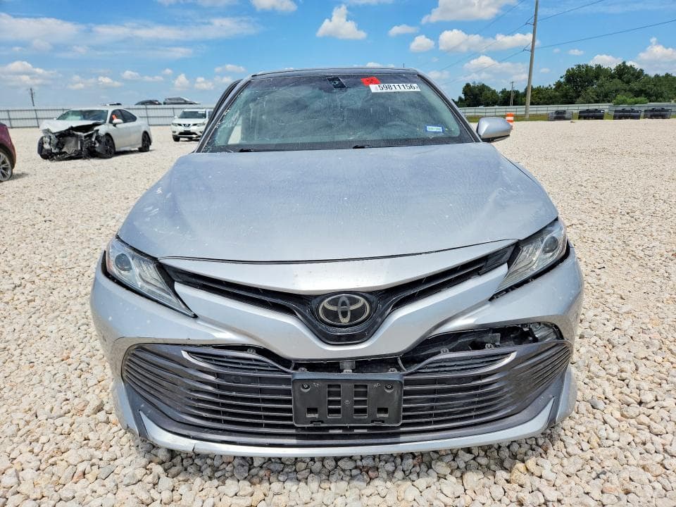 2018 TOYOTA CAMRY XLE 5