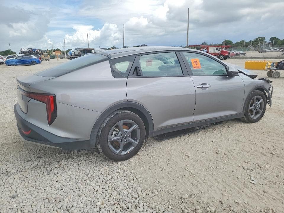 2025 KIA K4 LXS LXS 3