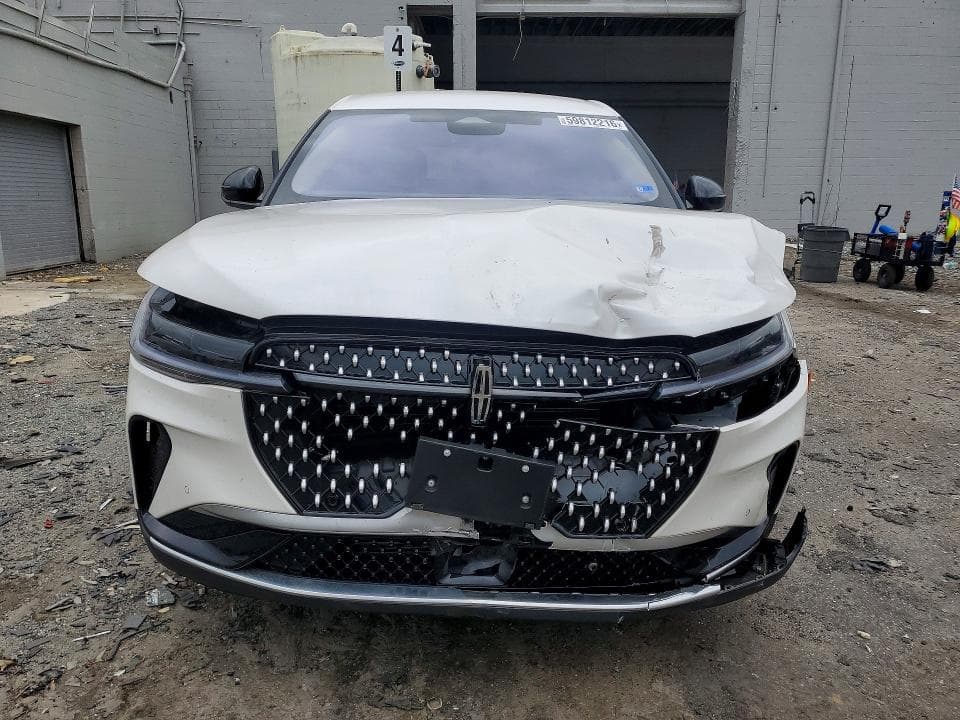 2025 LINCOLN NAUTILUS PREMIERE 5