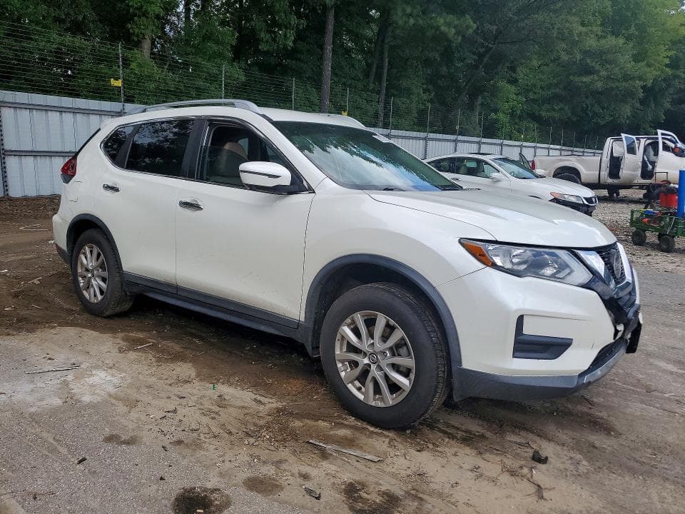 2018 NISSAN ROGUE SV 4