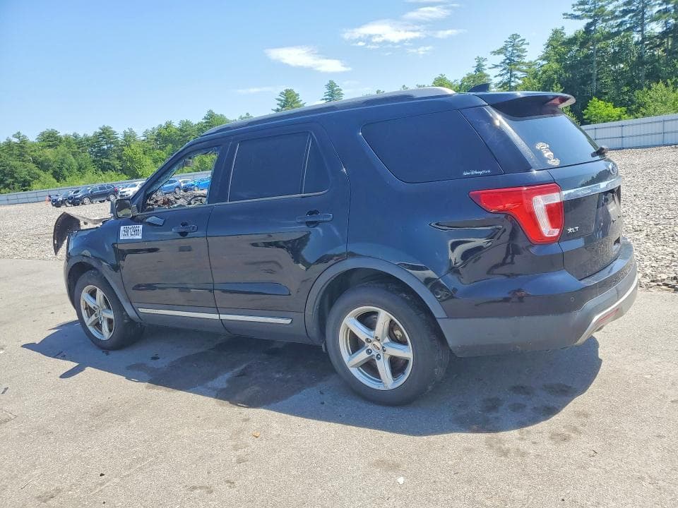 2017 FORD EXPLORER XLT 2