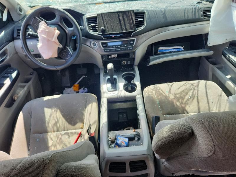 2019 HONDA PILOT EX 8