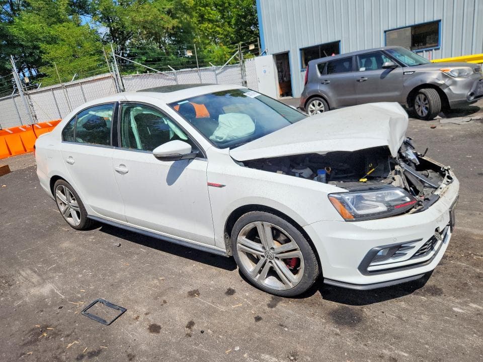 2016 VOLKSWAGEN JETTA GLI GLI 4