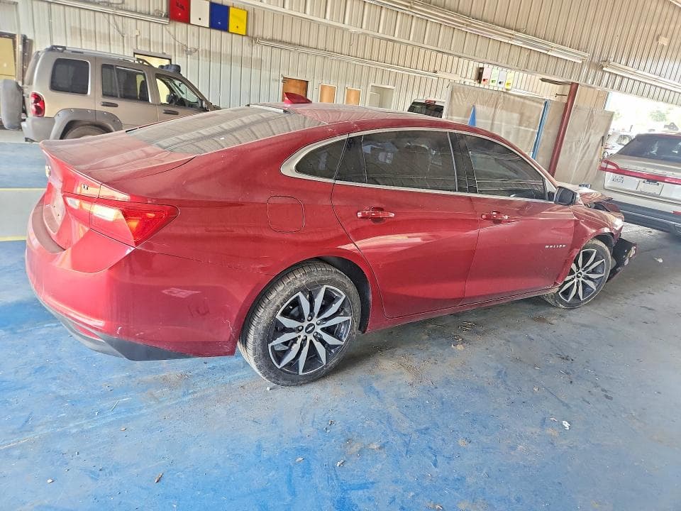 2017 CHEVROLET MALIBU LT 3