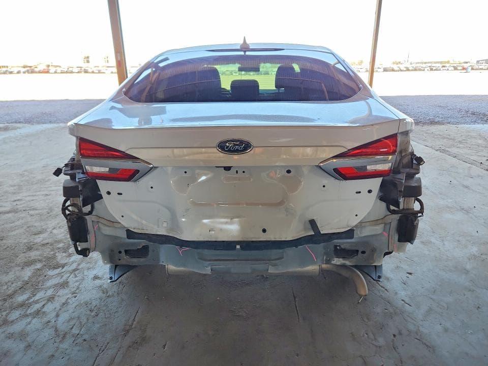 2020 FORD FUSION SE 6